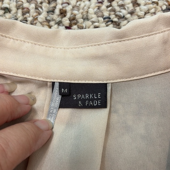 Sparkle & Fade Cream Cold Shoulder Long Sleeve Top. Medium - Picture 6 of 10